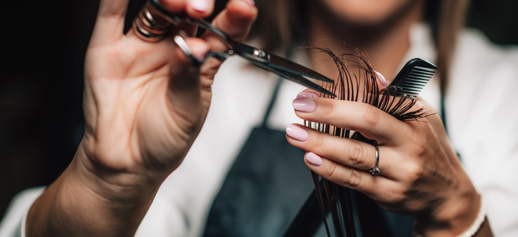 Coiffeur brushing undefined